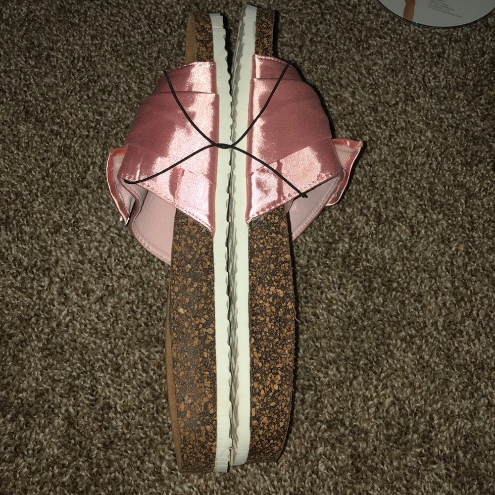 New Sandals - Picture 4 of 7